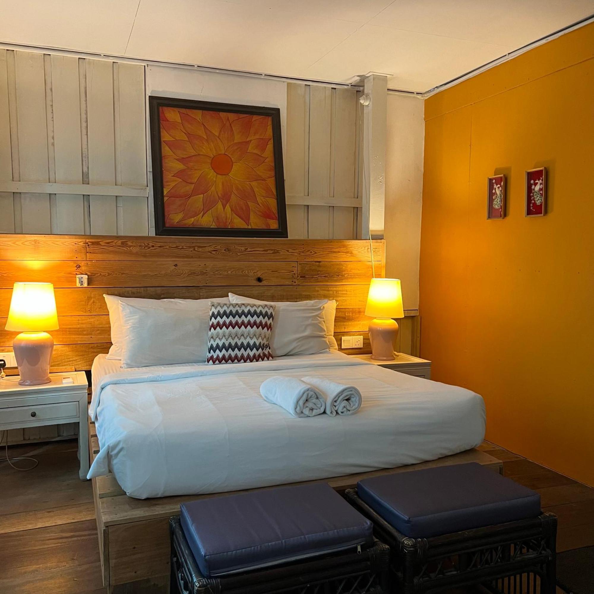 Kutum'S Wooden House - Private Pool, Breakfast & Cafe Βίλα Λανγκάουι Εξωτερικό φωτογραφία